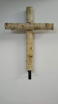 スオミ教会のシンボル　－　白樺の十字架